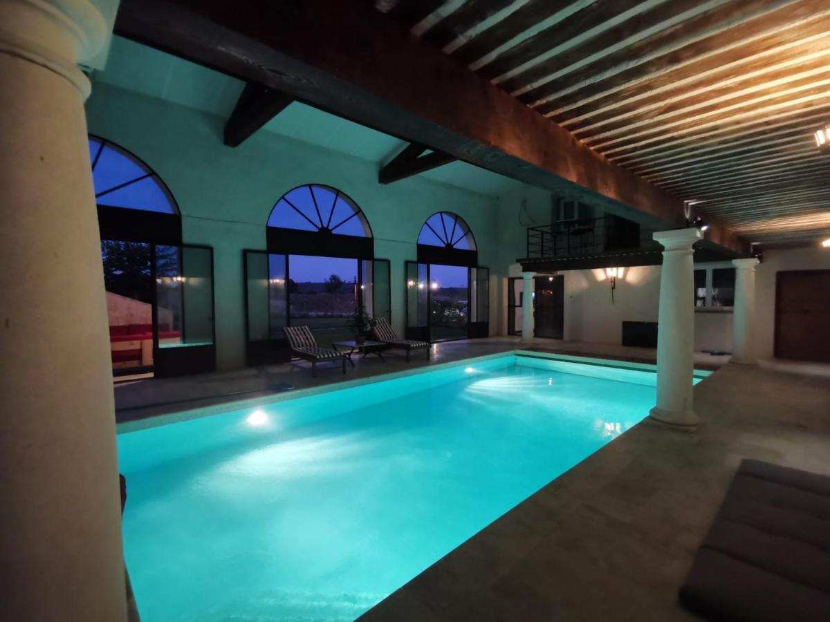 Domaine Des Francobelges - Appartements Lauris Exterior photo
